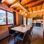 Close To The Village - 4 Bedrooms, Mont-blanc View