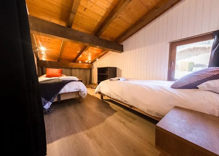 Close To The Village - 4 Bedrooms, Mont-blanc View 샬레