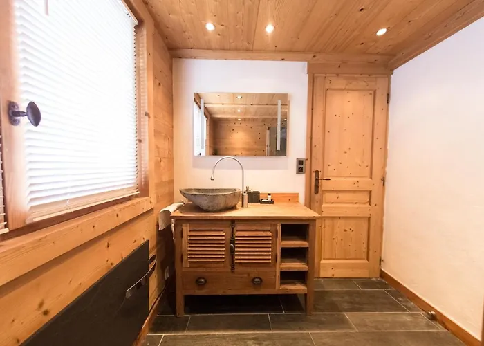 샬레 Close To The Village - 4 Bedrooms, Mont-blanc View *