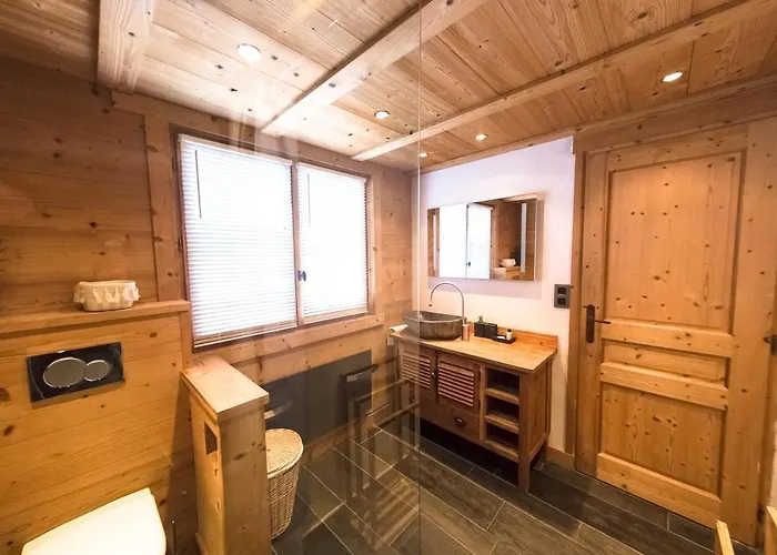 Close To The Village - 4 Bedrooms, Mont-blanc View