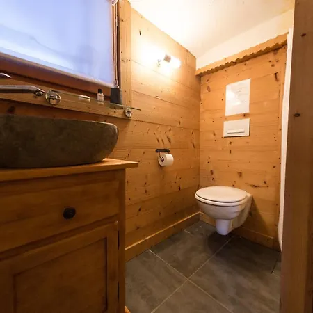 Close To The Village - 4 Bedrooms, Mont-blanc View *