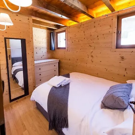 Alpehytte Close To The Village - 4 Bedrooms, Mont-blanc View